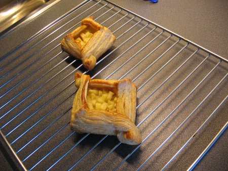 Puff pastry diamonds